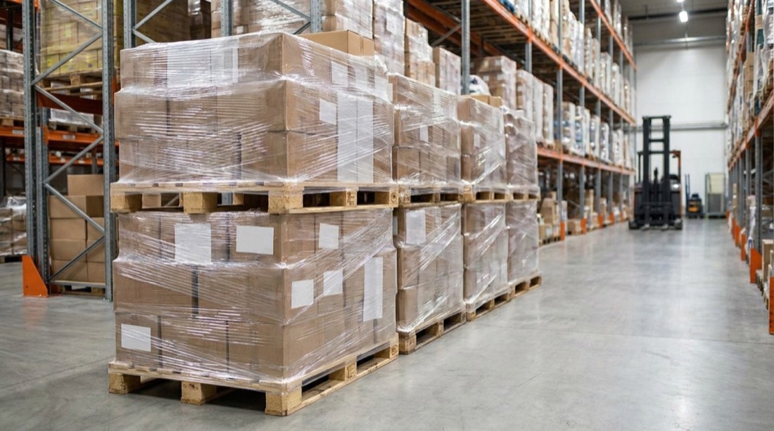 Pallets envueltos en film listos para despacho