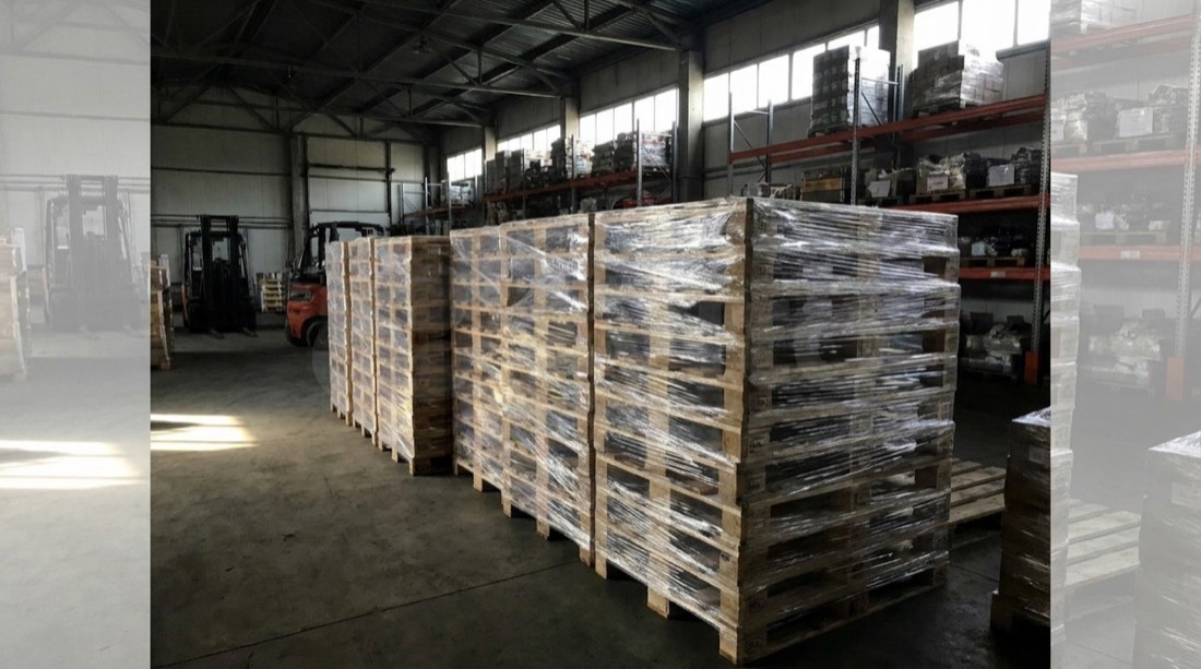 Pallets envueltos en film listos para despacho